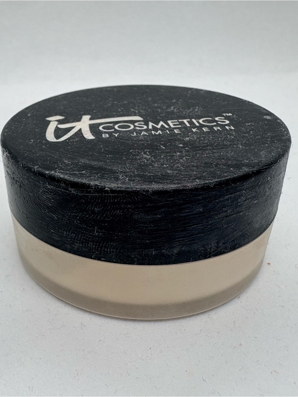 IT Cosmetics Bye Bye Pores Translucent Loose Setting Powder